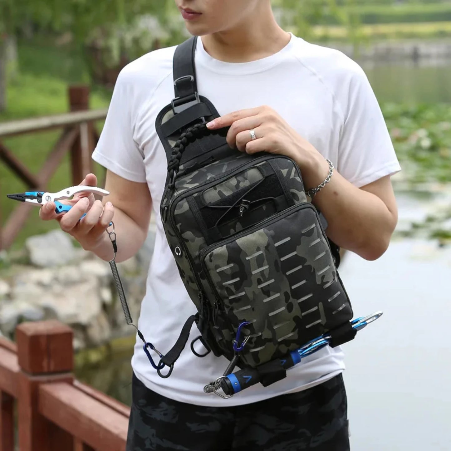 Multifunctional Fishing Tackle Fish Lure Bait Pack Waterproof Single Shoulder Messenger Backpack